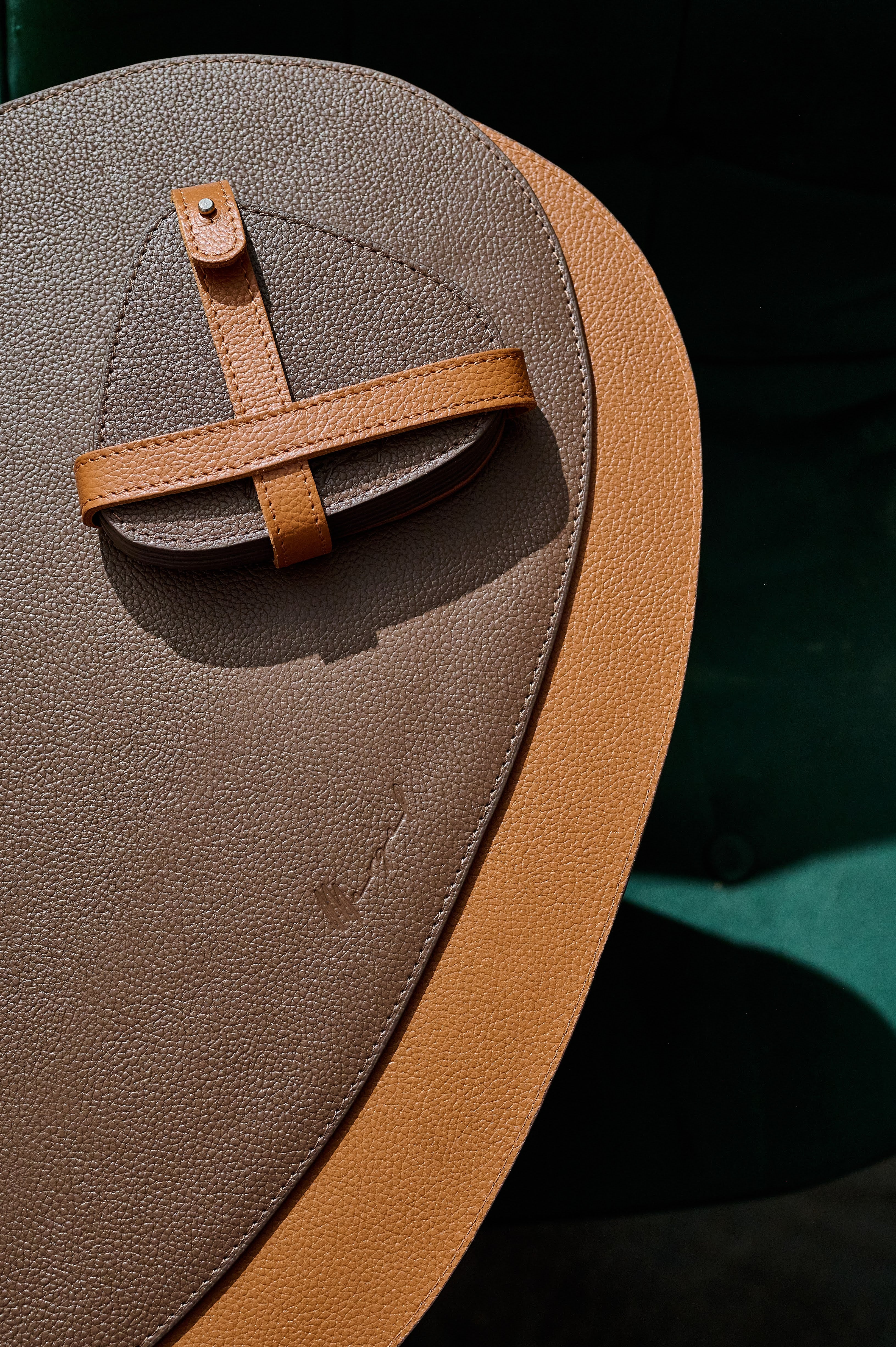 Leder-Glasuntersetzer – Schokobraun/Karamellbraun (wendbar), 6er Set