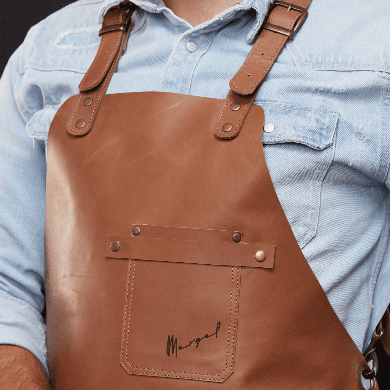 Leather apron No. 63 in Caramel, made of premium quality leather