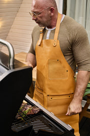 Nakenband-Schürze Nr. 91 In Amber, Premiumleder