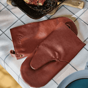 Premium leather oven mitts in Bordeaux, set of 2