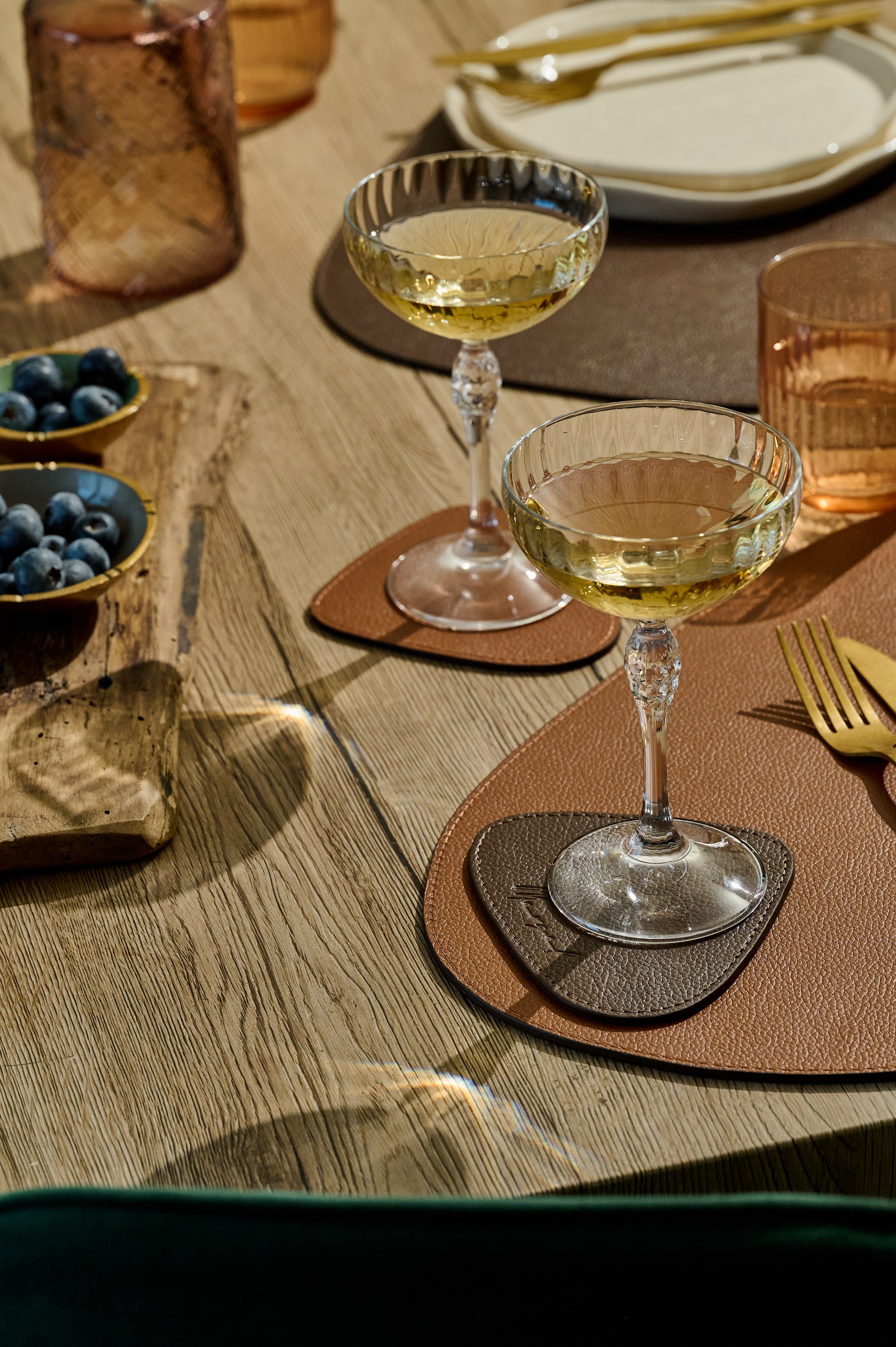 Leder-Glasuntersetzer – Schokobraun/Karamellbraun (wendbar), 6er Set