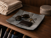 COVE Tray aus Leder – Stone Grey, Groß