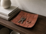 COVE Tray aus Leder – Cognac, Klein