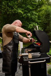 Latzschürze Nr. 67, in Dark Anaconda – perfekt für den großen Mann