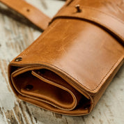 Leather knife bag in Crazy Walnut for 8 knives