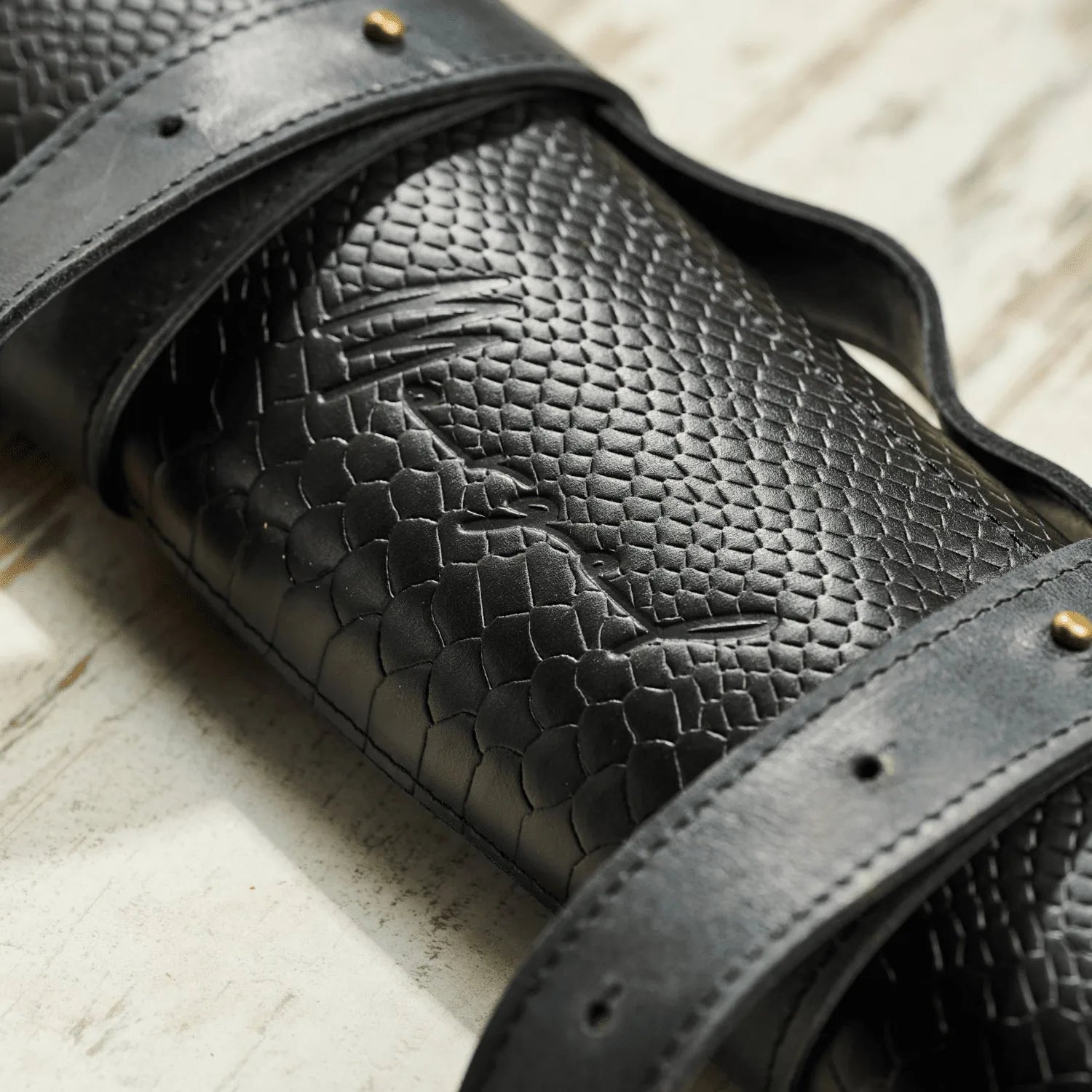 Messerrolle in Dark Anaconda für 8 Messer - hochwertiges Leder